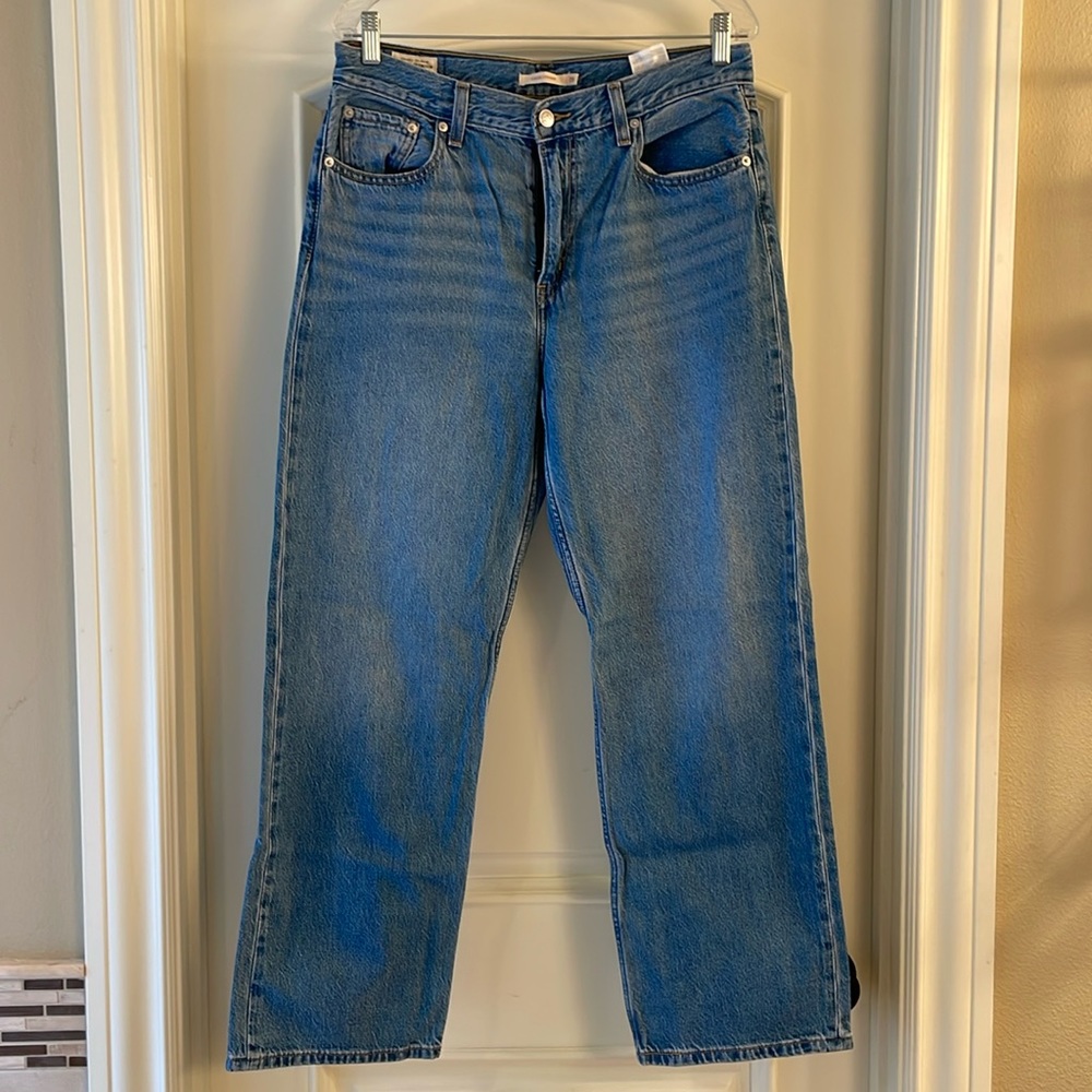 Levi’s Loose Straight Women’s Jeans size 29